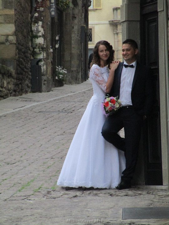 IMG_0225 - Copy.JPG - Wonderful first impression of Bergamo to see a Bride and Groom Posing for photos!